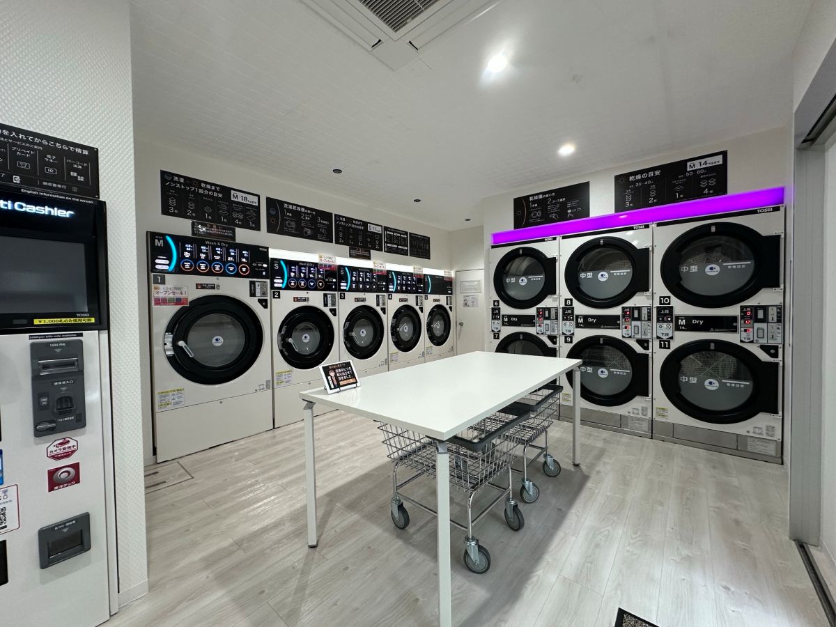 LAUNDRYSALON504西中島店